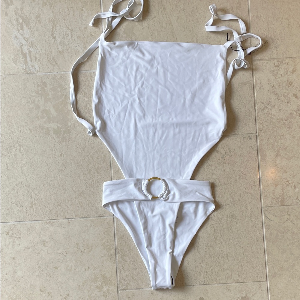Elegant White One Piece Swimsuit with Belt